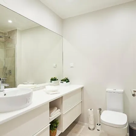 Center Sea View Ii Apartment *
